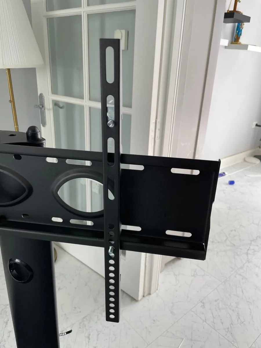 Tv stand - Image 2