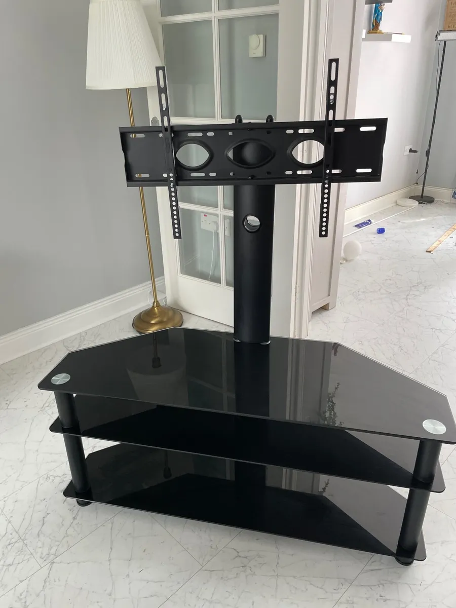 Tv stand - Image 1