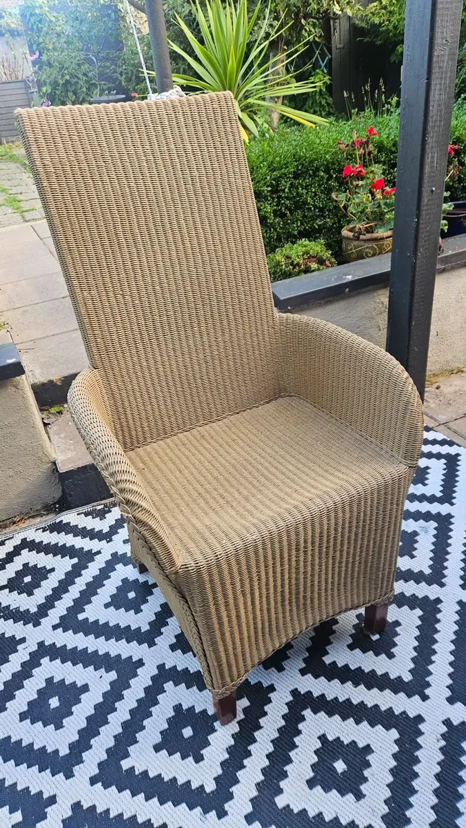 Beautiful Loom rattan style chair in perfect condi - Image 1