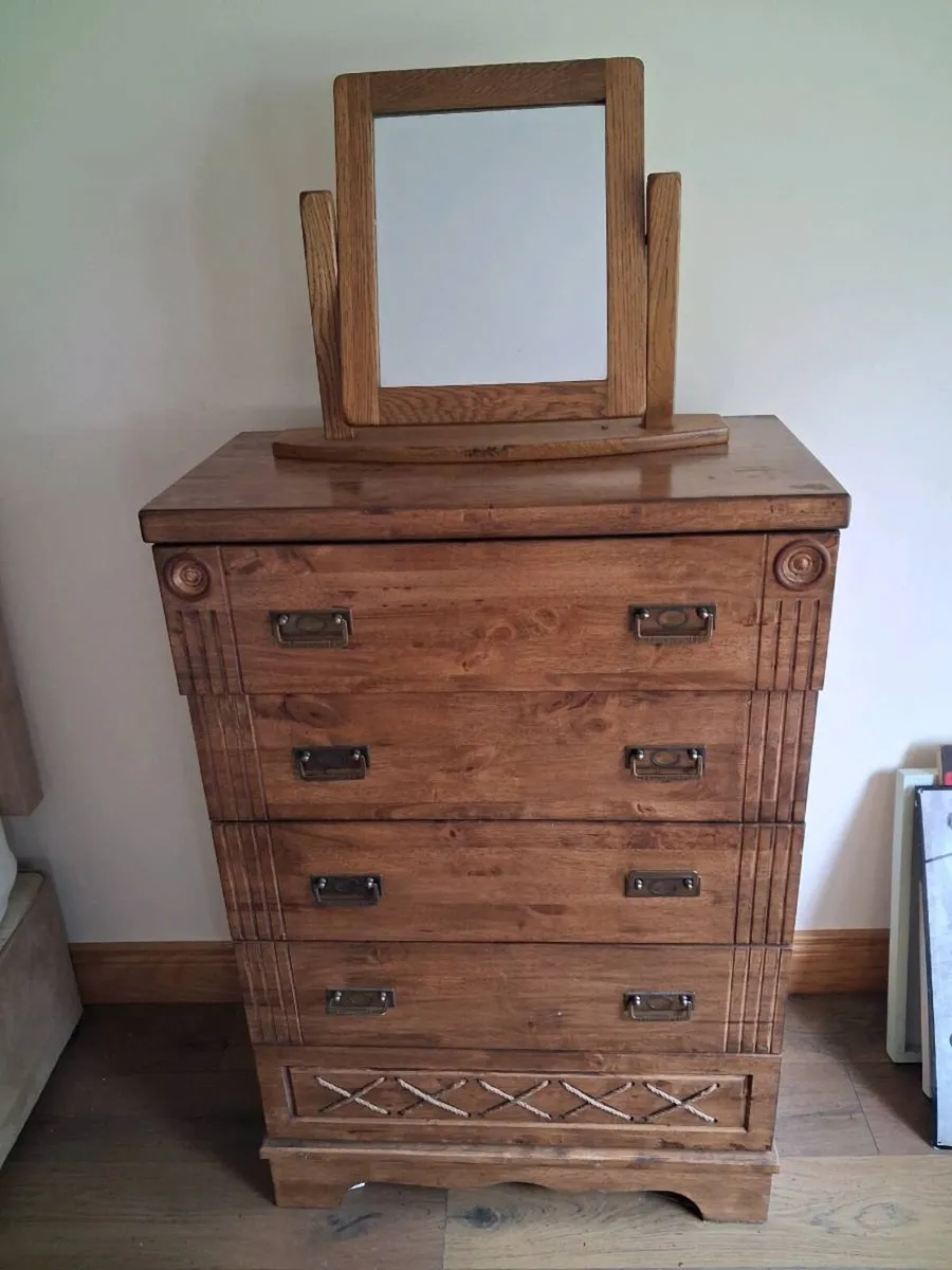 Large wooden clothes drawers - Image 1