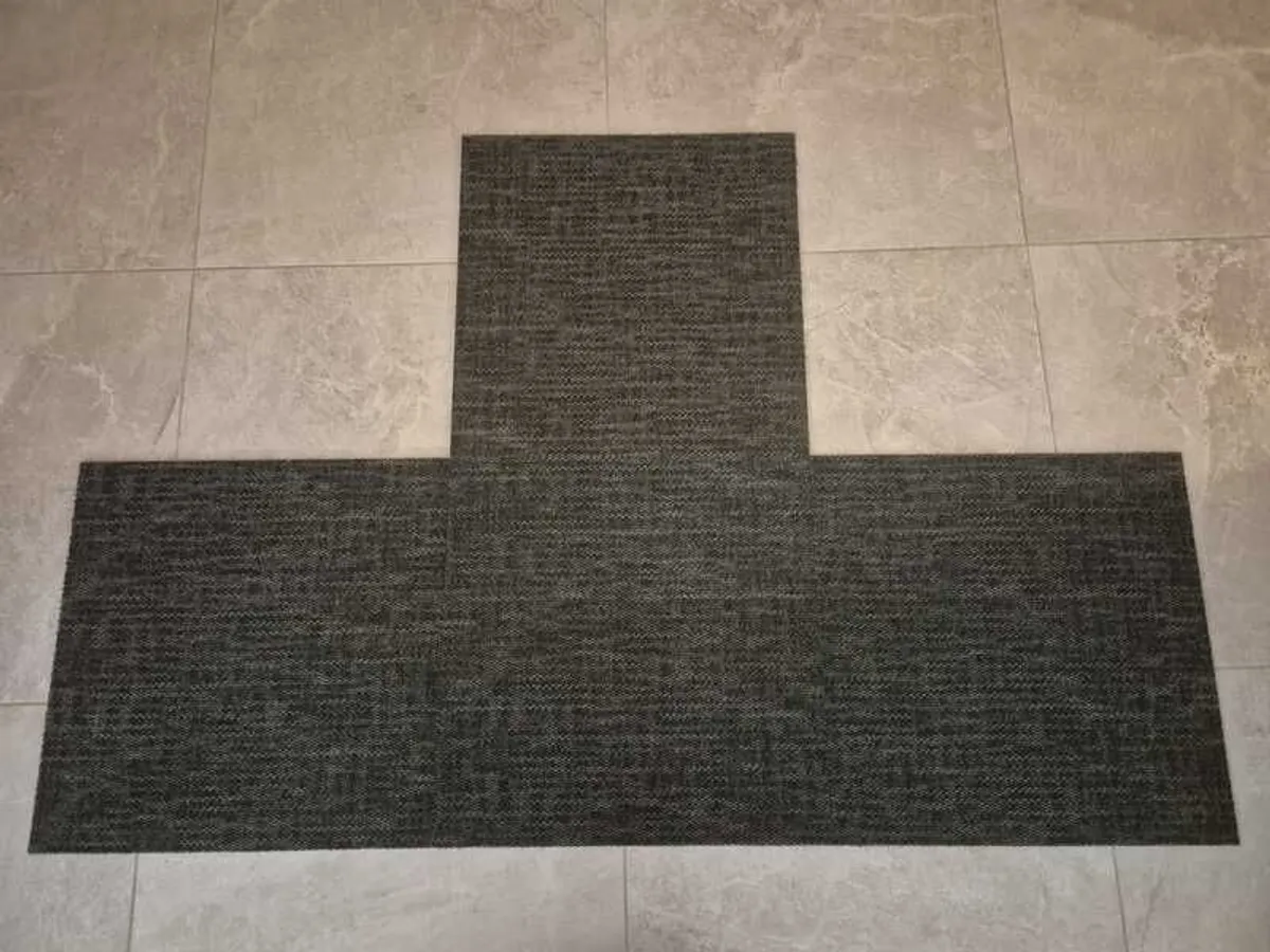 New Carpet Tiles - Image 2