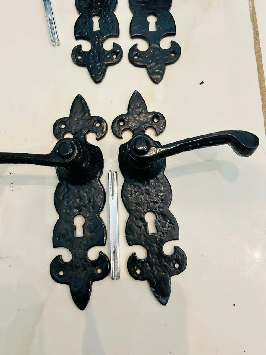 Wrought Iron Door Handle €20 per pair - Image 2