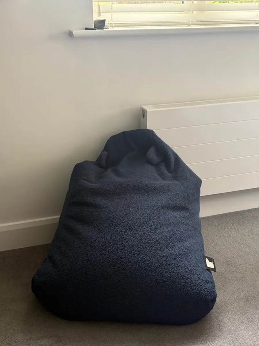Beanbag - Image 1