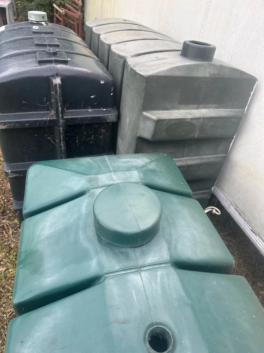 3 Oil tanks - Image 3