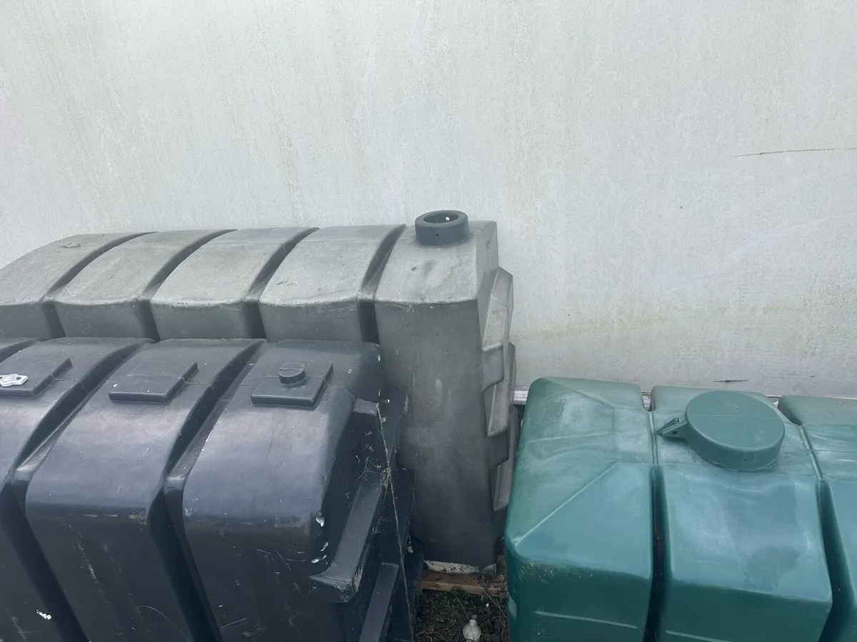 3 Oil tanks - Image 4