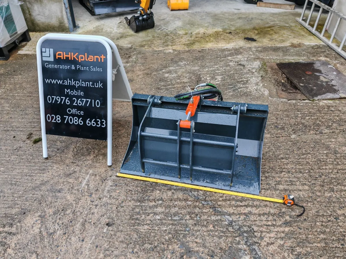Grab bucket mini loader NEW - Image 1