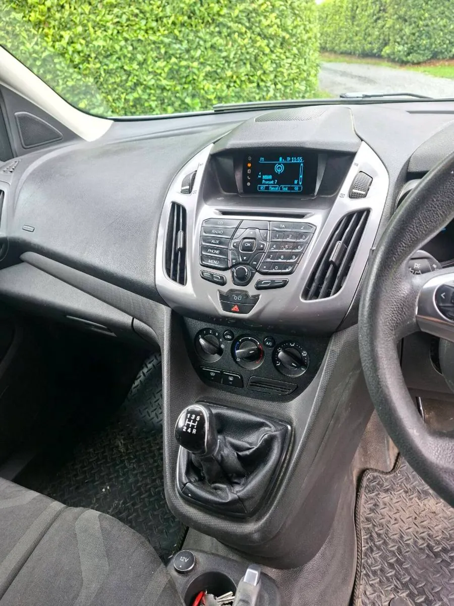 Ford transit connect - Image 3
