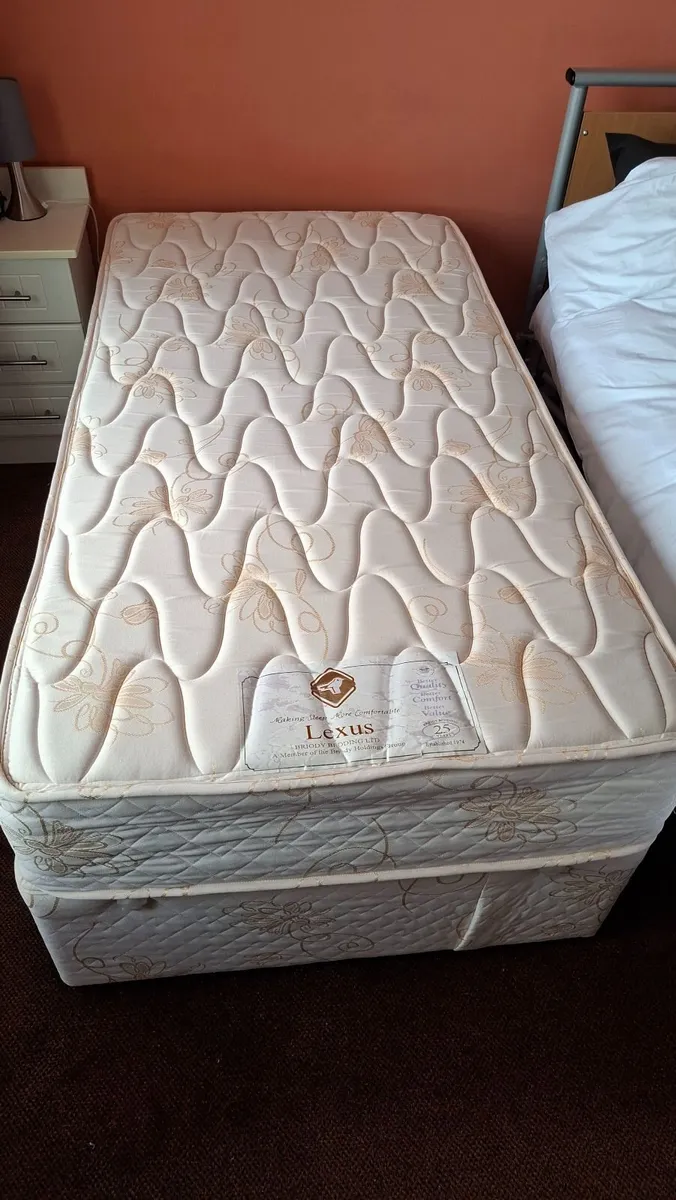 Single Bed - Image 3