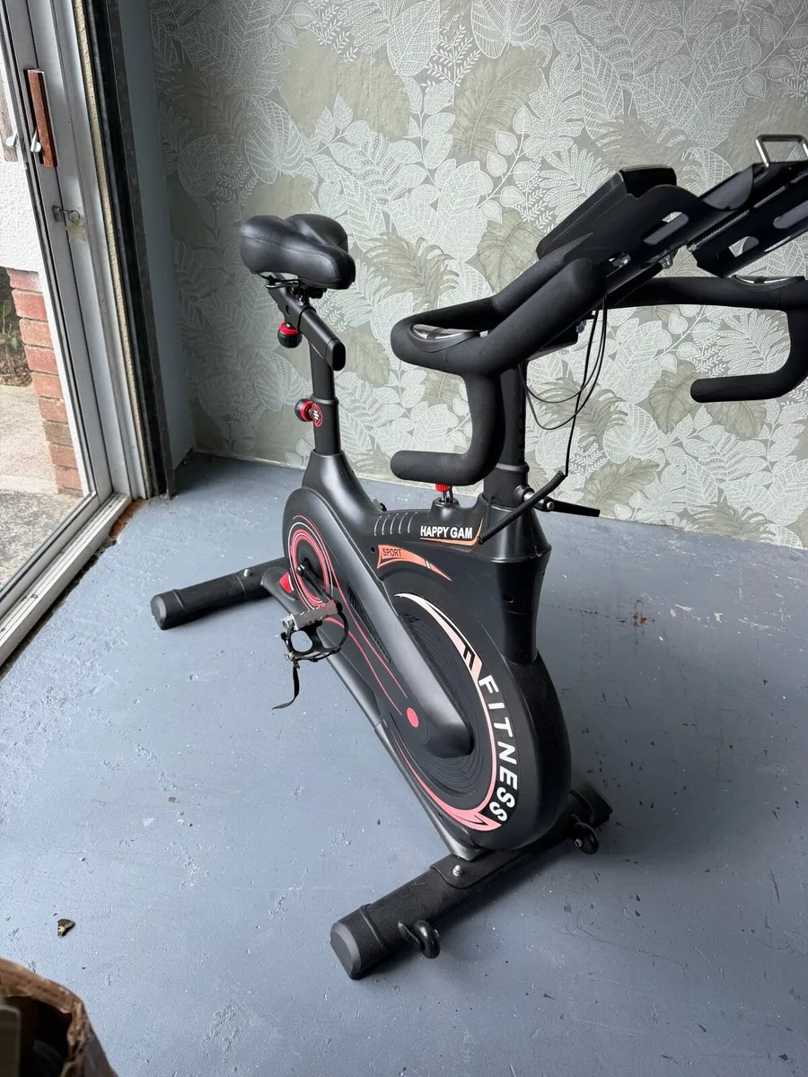 Exercise bike - Image 1