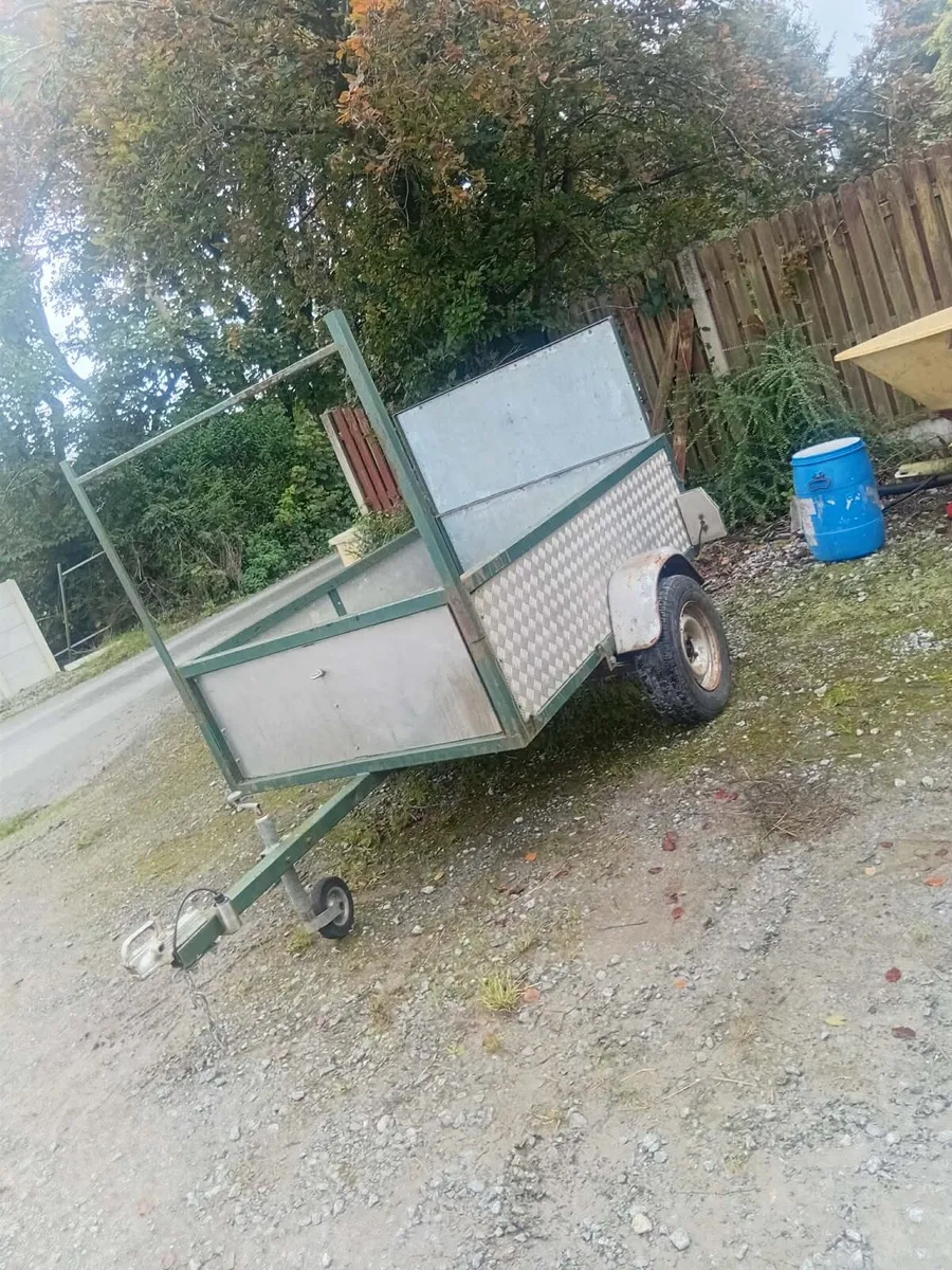 Car trailer
