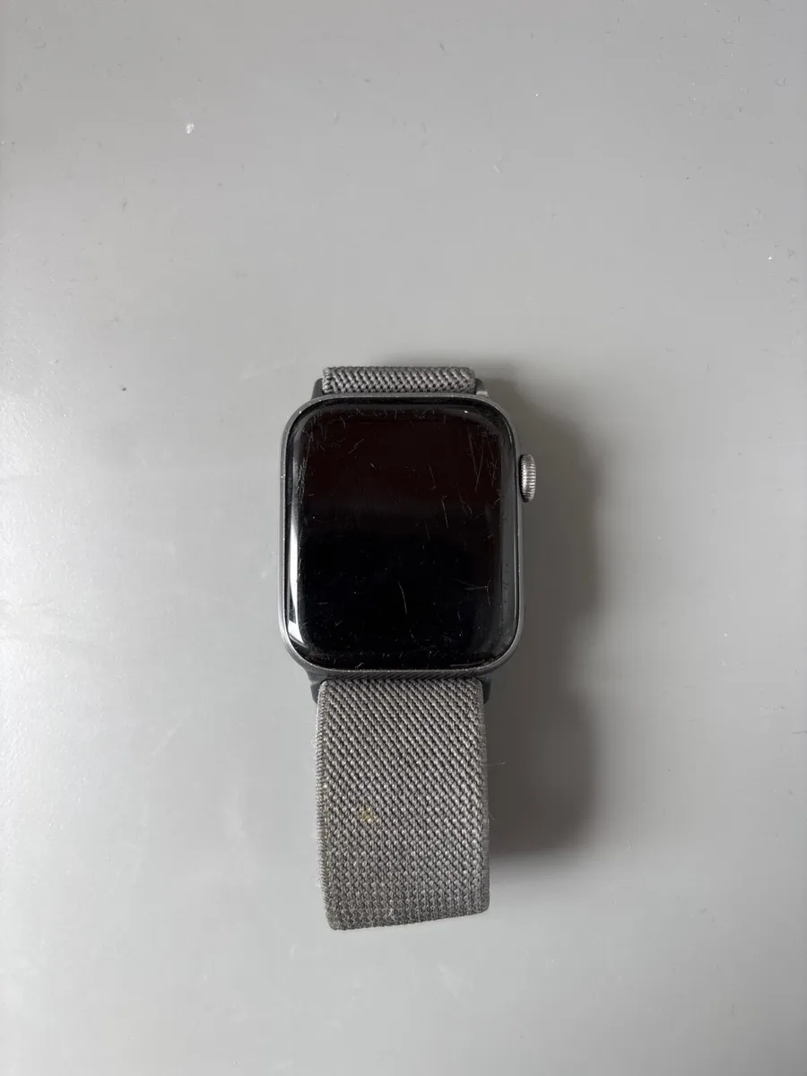 Apple Watch 44mm Series 4 Cellular - Image 1