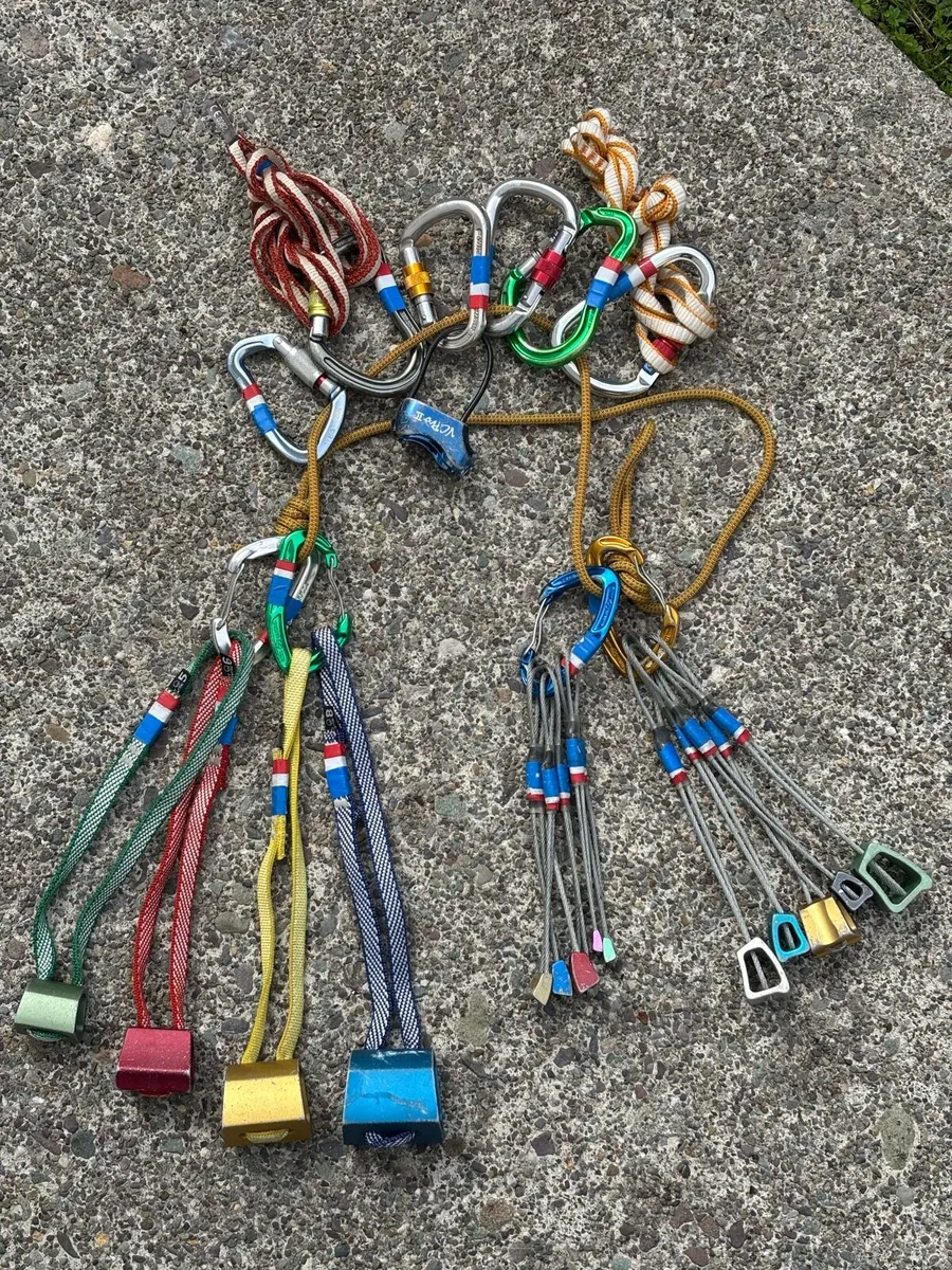 Climbing rack + 45ltr rucksack - Image 1