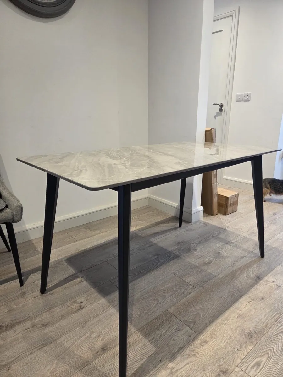 Kitchen Table - Image 1