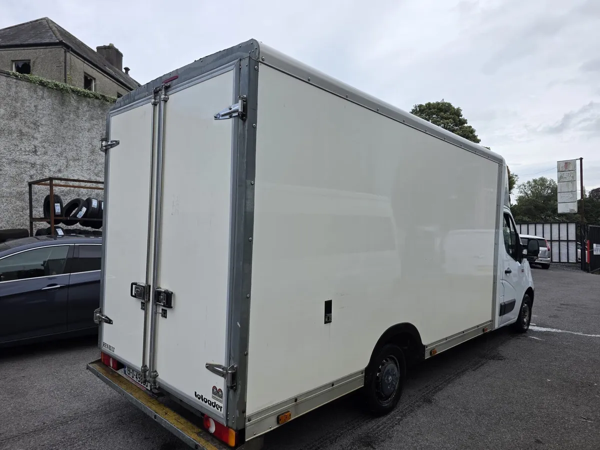 Renault master luton 2019 doe 4/27 - Image 2