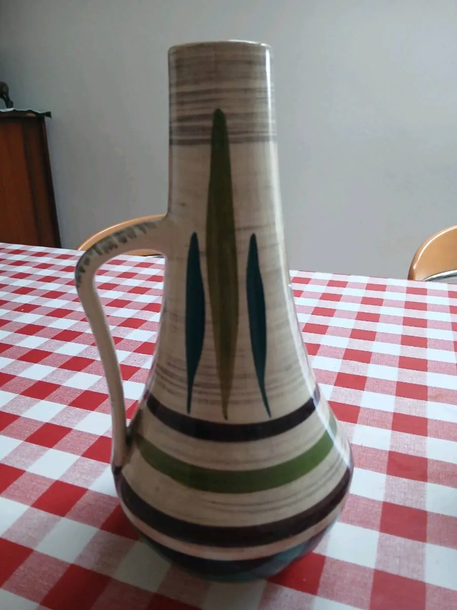 Vase - Image 1