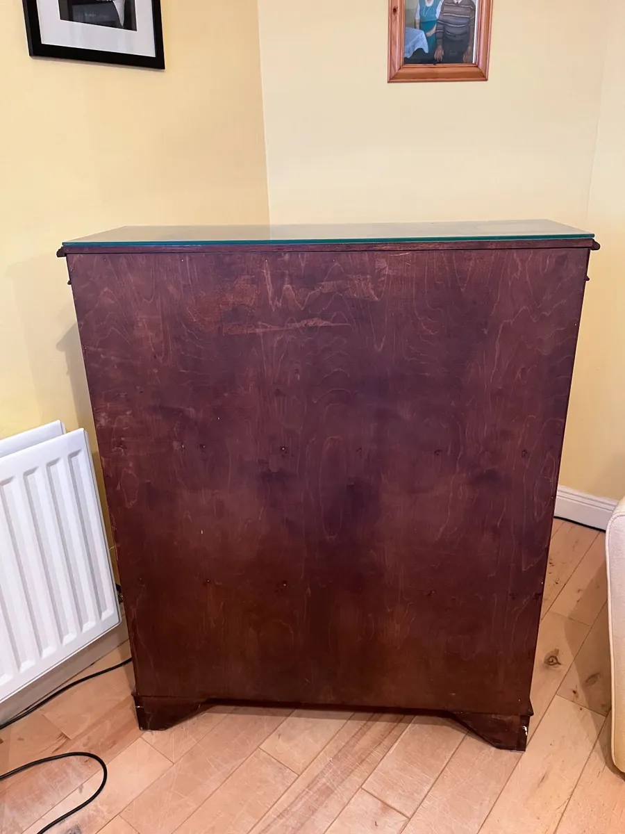 China Cabinet - Image 2