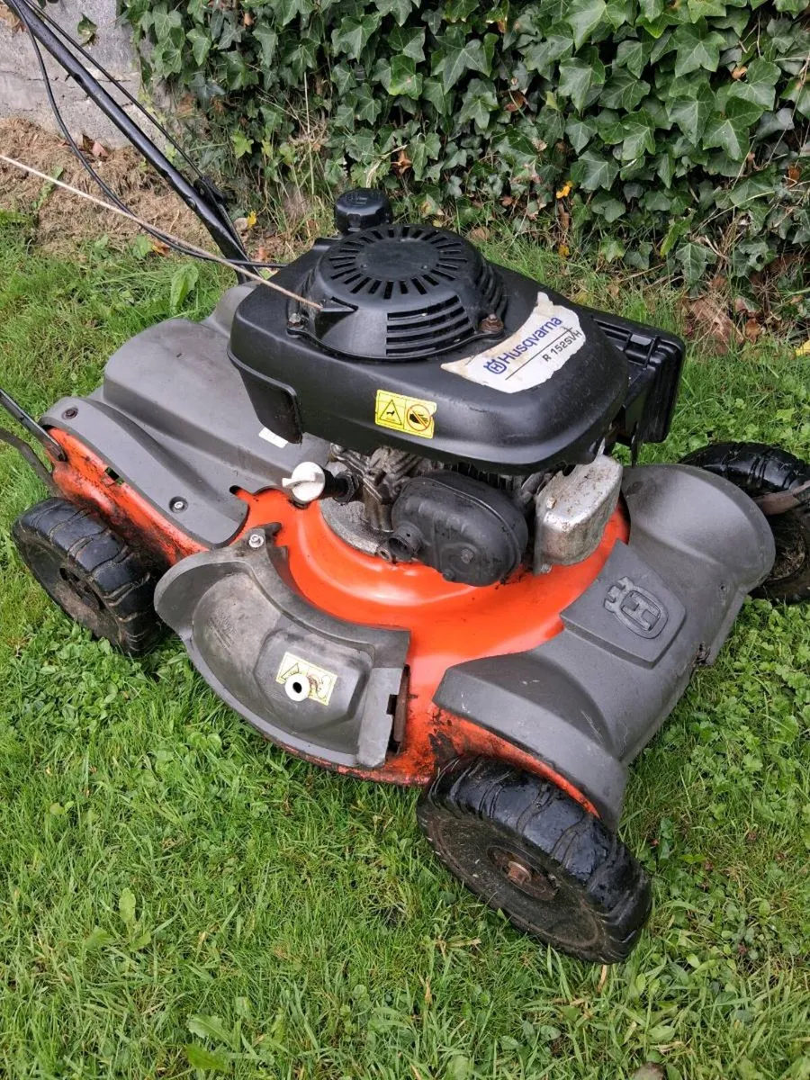 Husqvarna R152SVH for parts or repair LAWN MOWER - Image 3