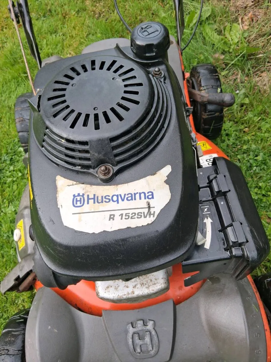 Husqvarna R152SVH for parts or repair LAWN MOWER - Image 4