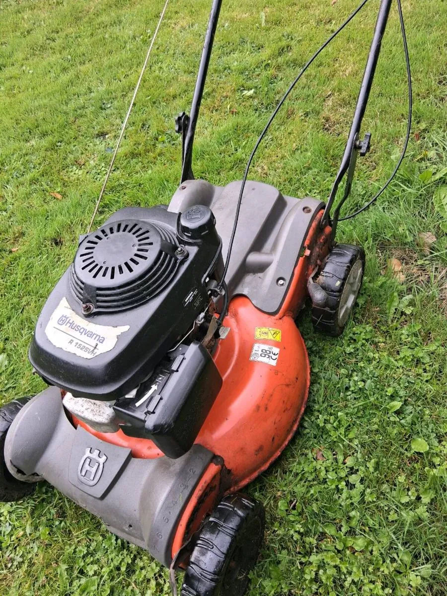 Husqvarna R152SVH for parts or repair LAWN MOWER - Image 1