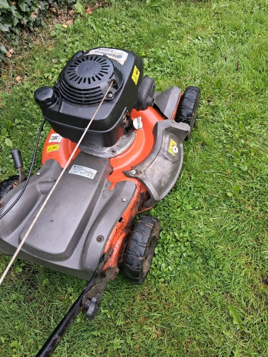 Husqvarna R152SVH for parts or repair LAWN MOWER - Image 2