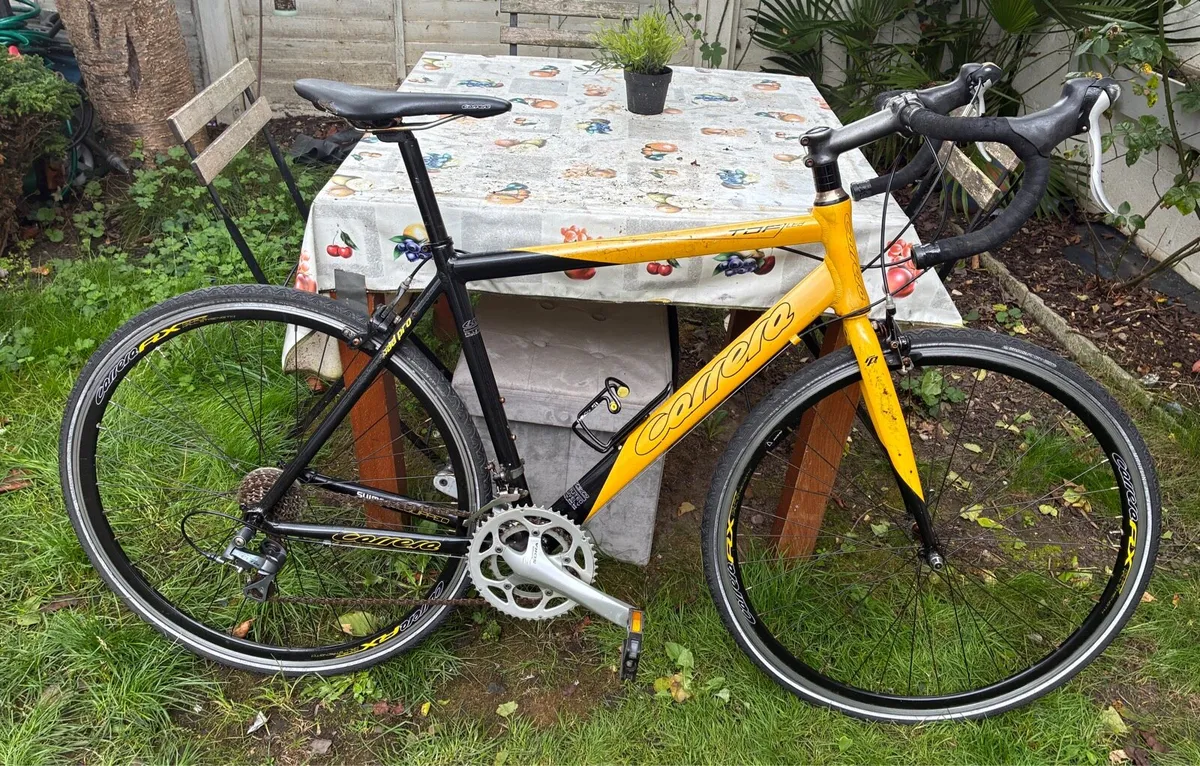 Racing bike - Image 1