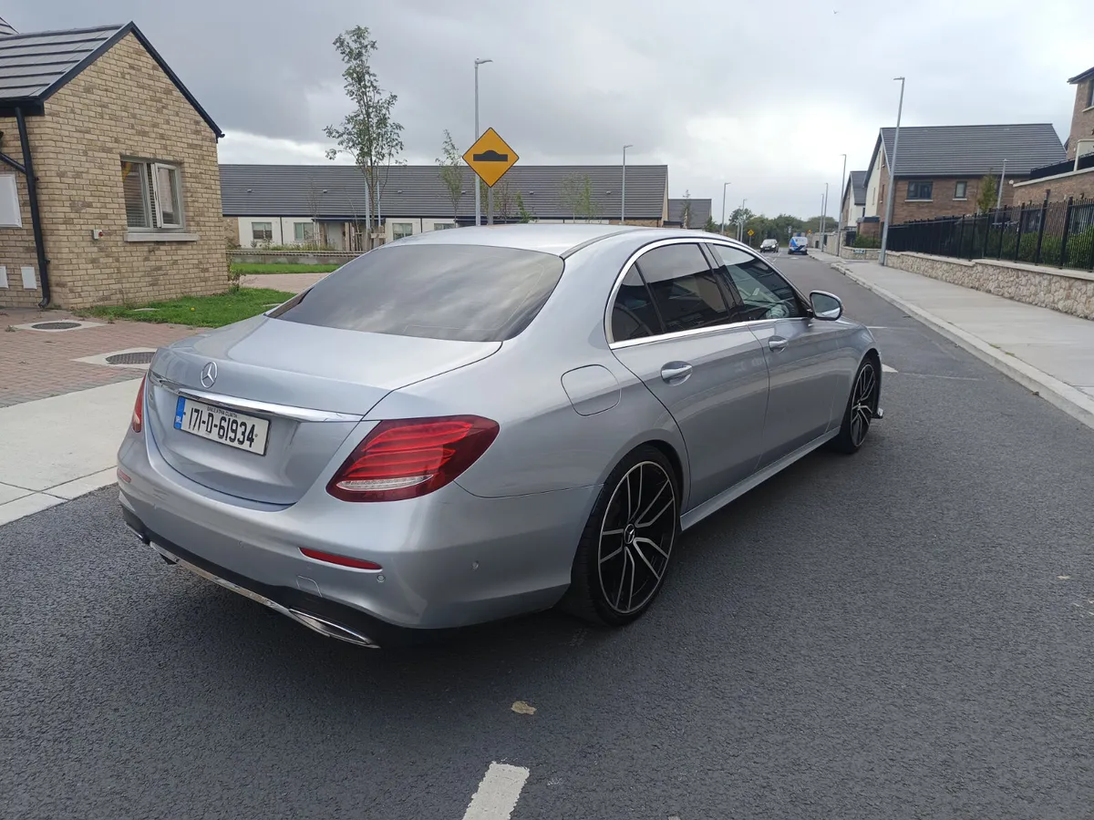 Mercedes-Benz E-Class 2017 - Image 3