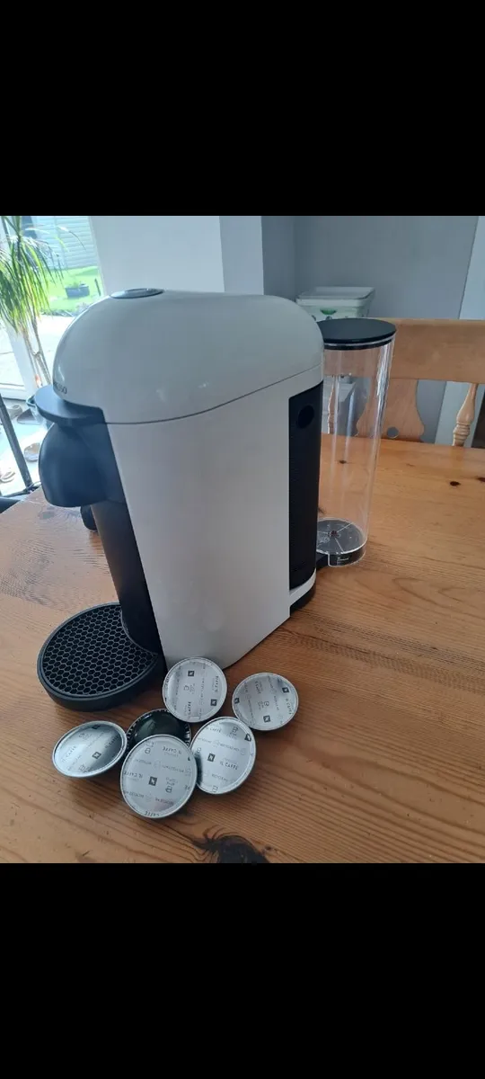 Nespresso virtuo plus coffee machine - Image 2