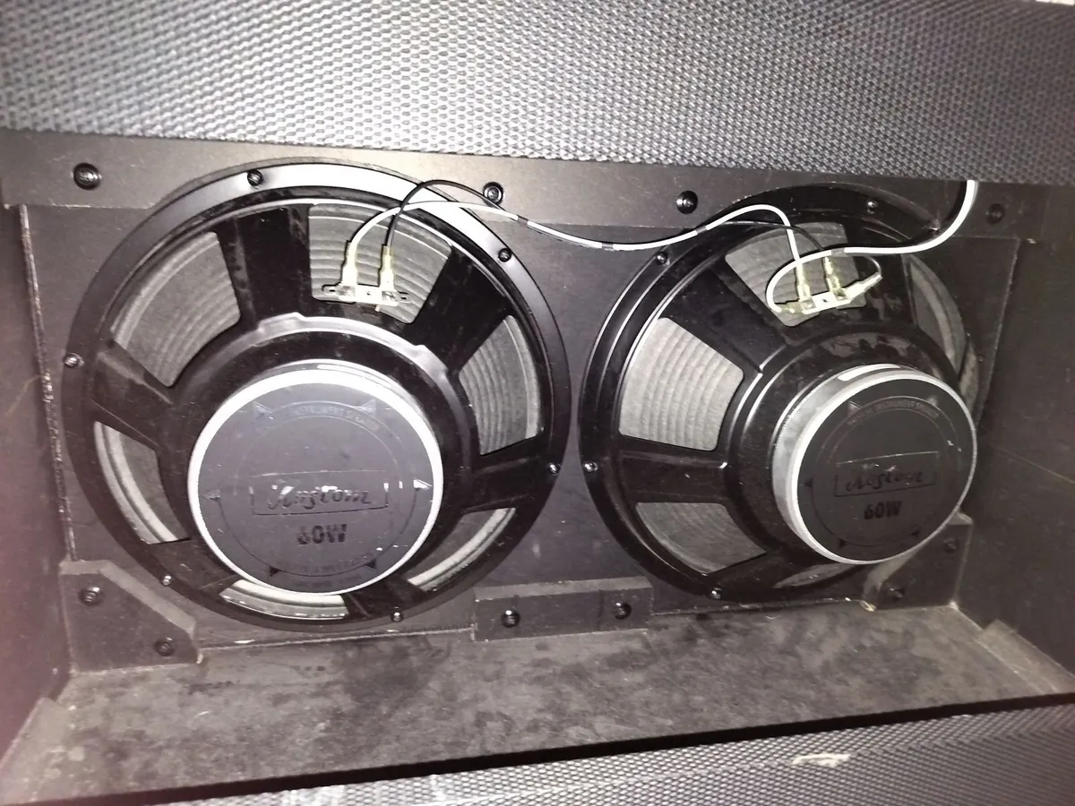 Kustom KG100FX212 - Image 2