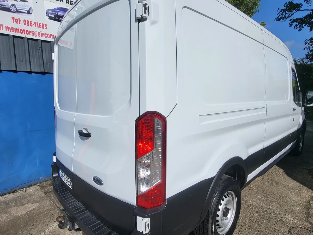 2023 Ford Transit Rwd 130bhp only 114 Kiometres, - Image 2