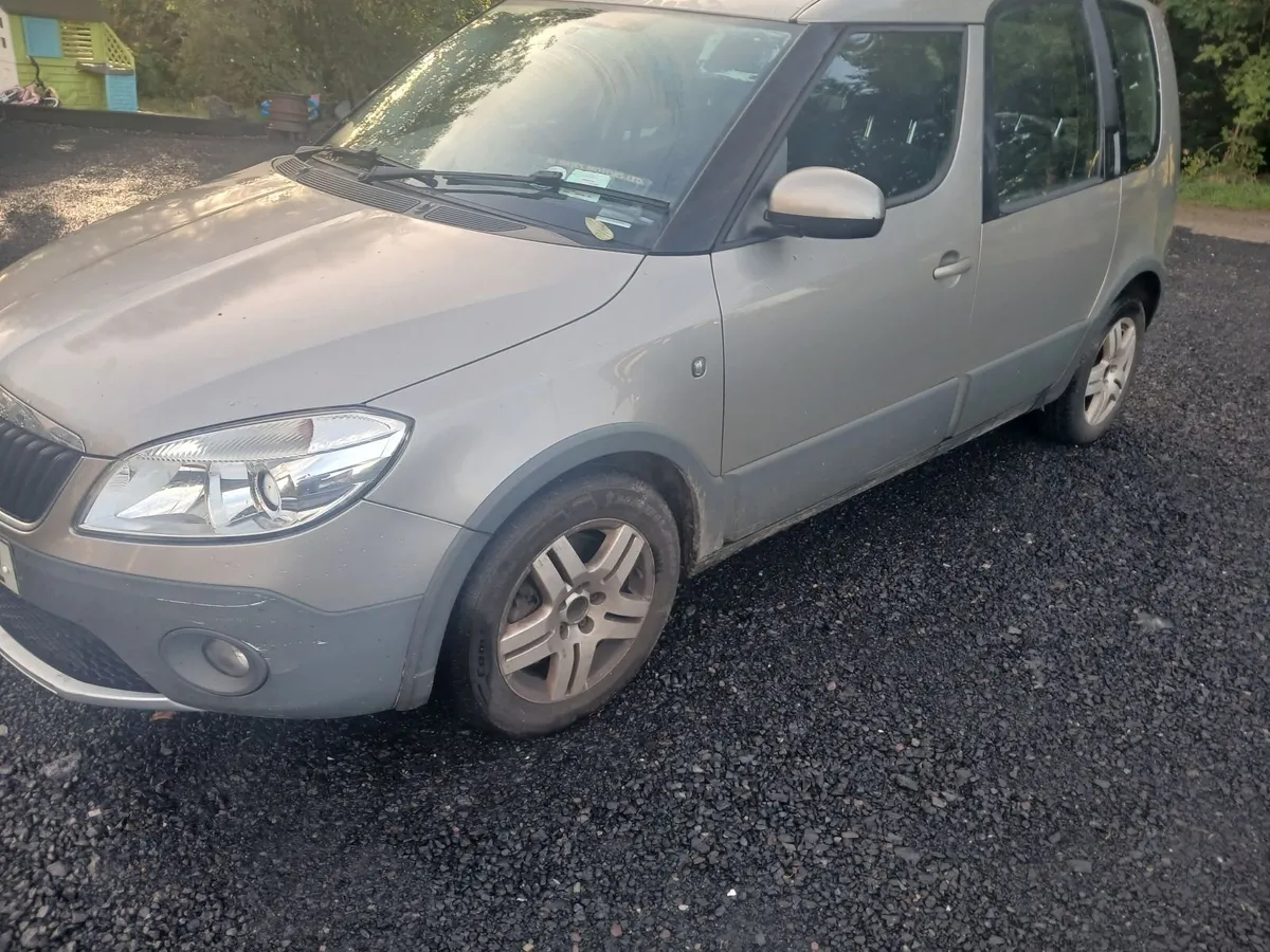 breaking    skoda   roomster    1.2    tdi - Image 2