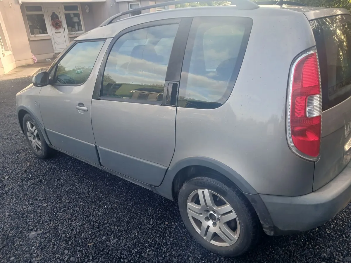 breaking    skoda   roomster    1.2    tdi - Image 3