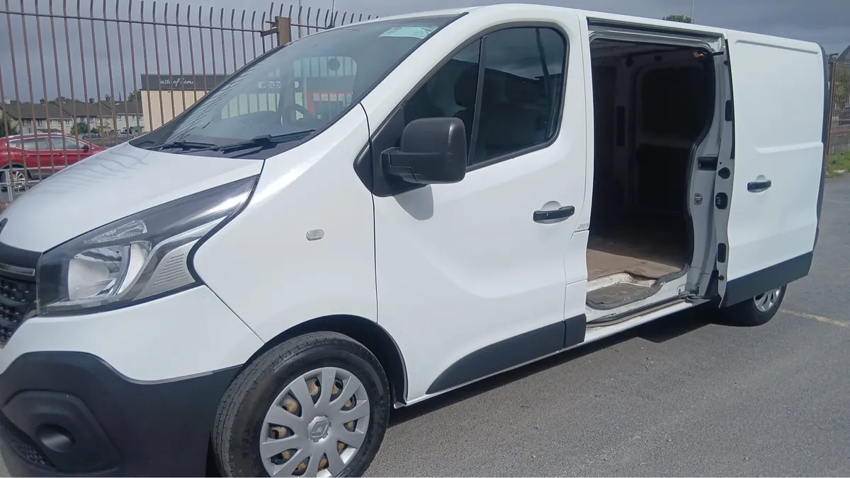 Renault traffic no vat - Image 1