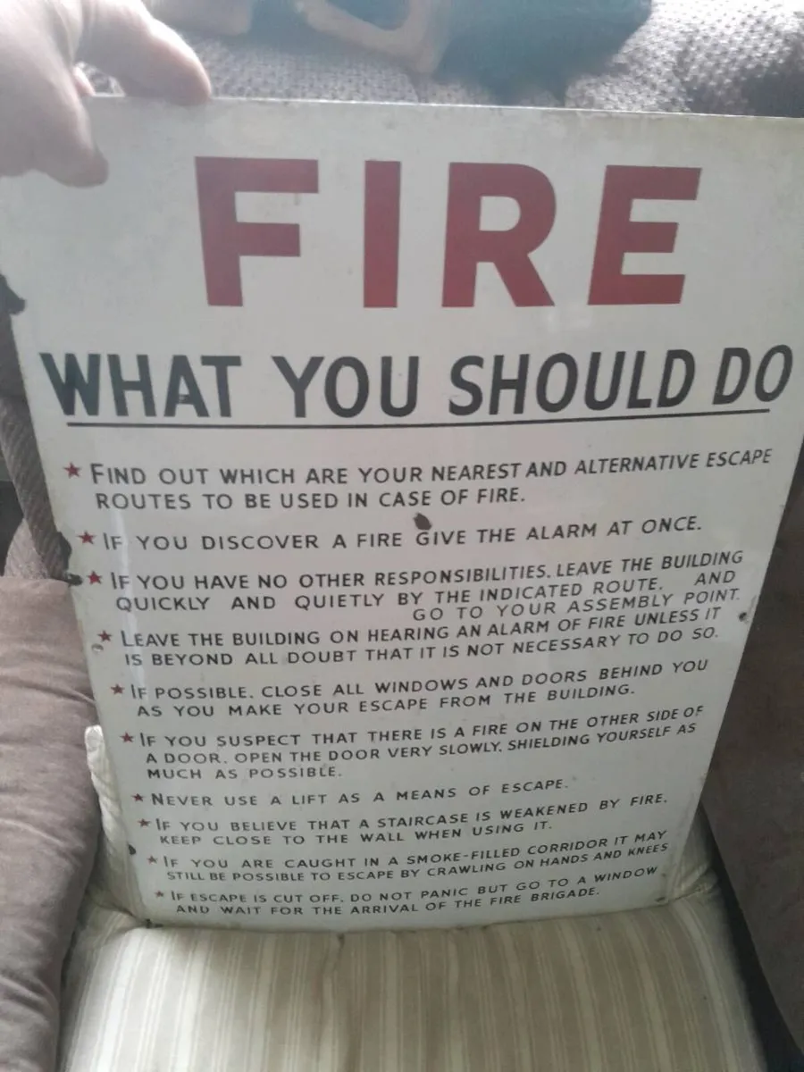 Vintage enamel sign - Image 4