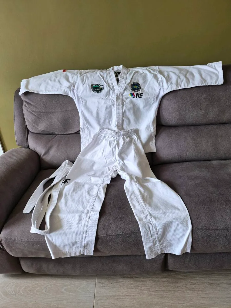 Taekwondo suit.