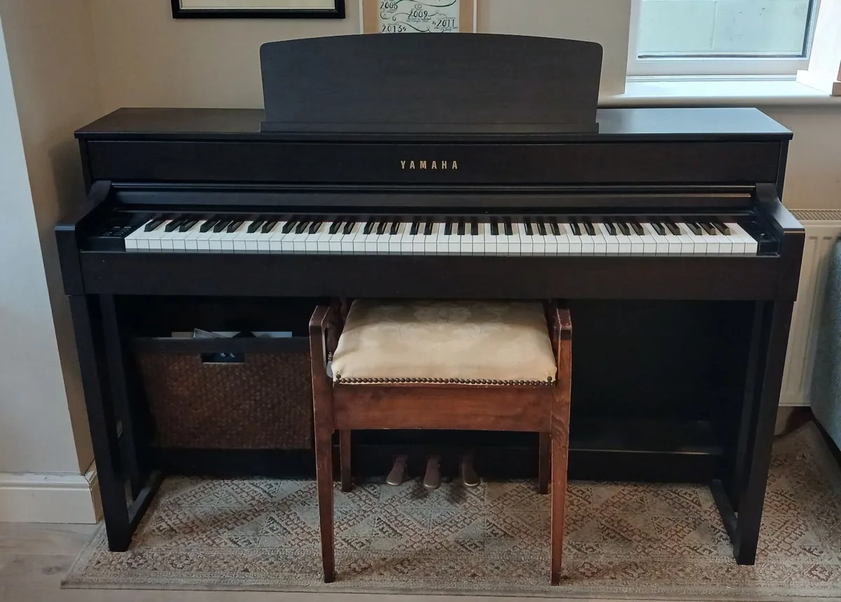 Electric piano Yamaha model CLP-545 R - Image 4