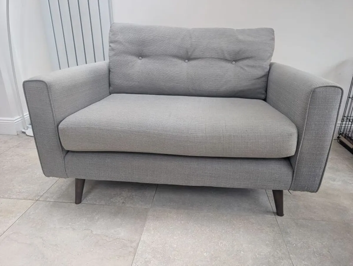 Loveseat / Cuddler (Meadows & Byrne) - Image 1
