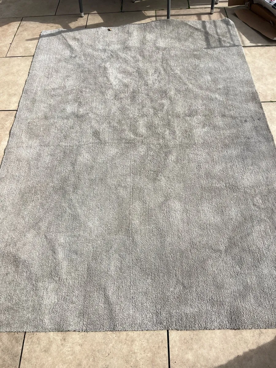 Large gray rug