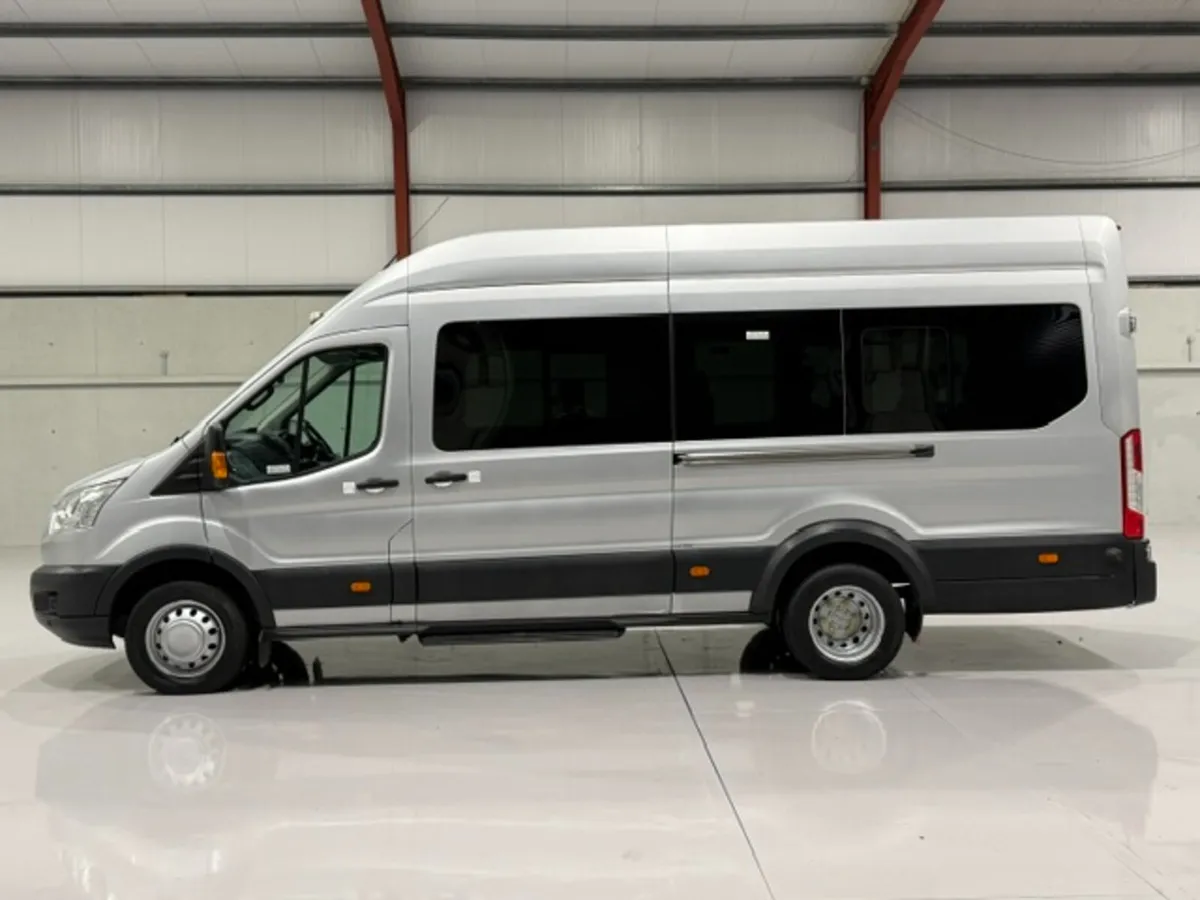 2017 FORD TRANSIT 2.2 LITRE 17 SEATER MINI-BUS - Image 4