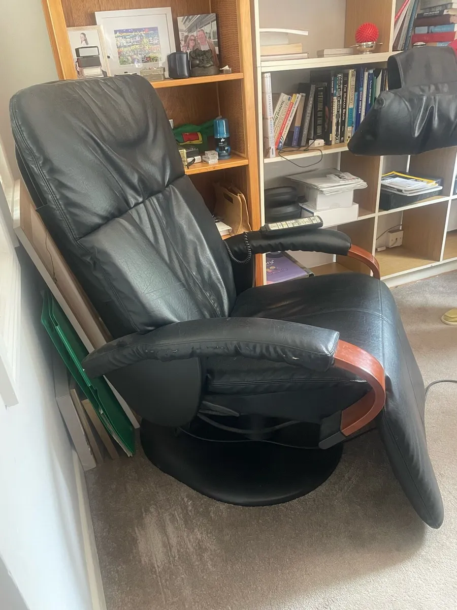 Massage Chair - Image 3