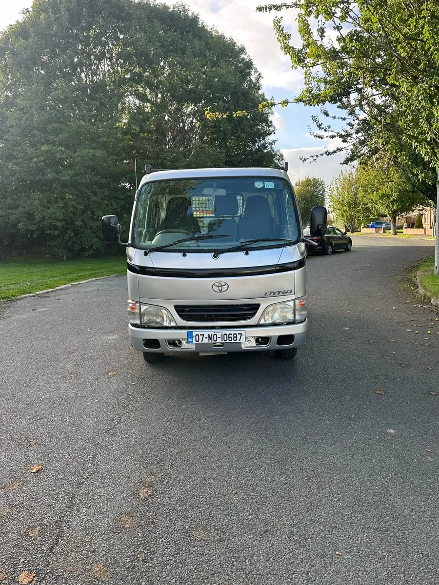 2007 TOYOTA DYNA DOE 3/27 - Image 2