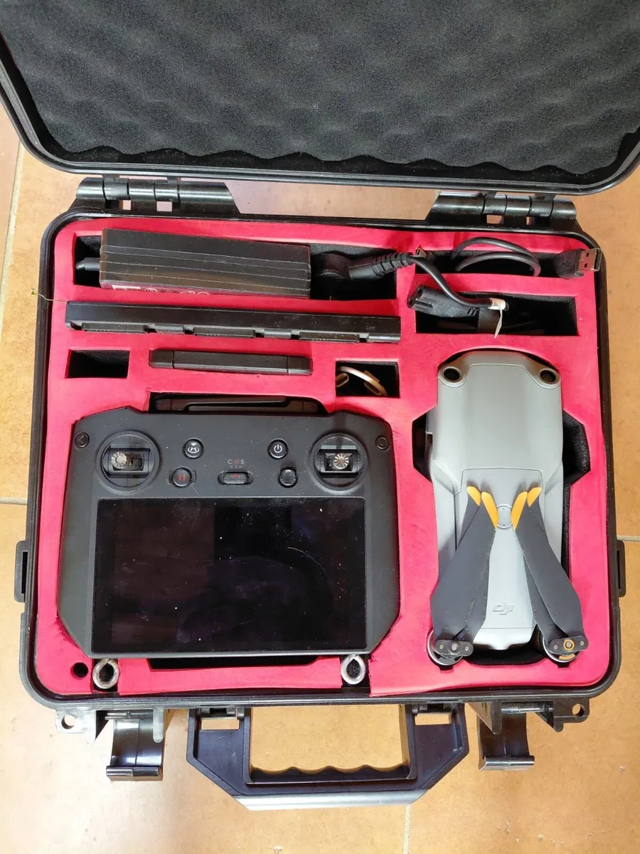 Dji  Air 2s Combo, and accessories - Image 3