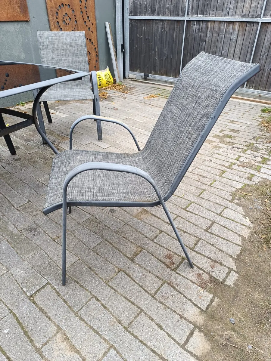 Garden Table and chairs - Image 3