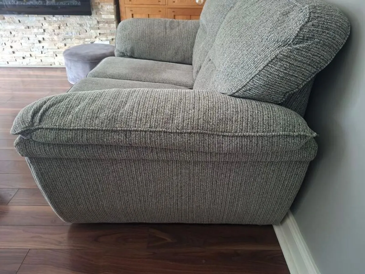 Large two seater sofa couch - Image 4