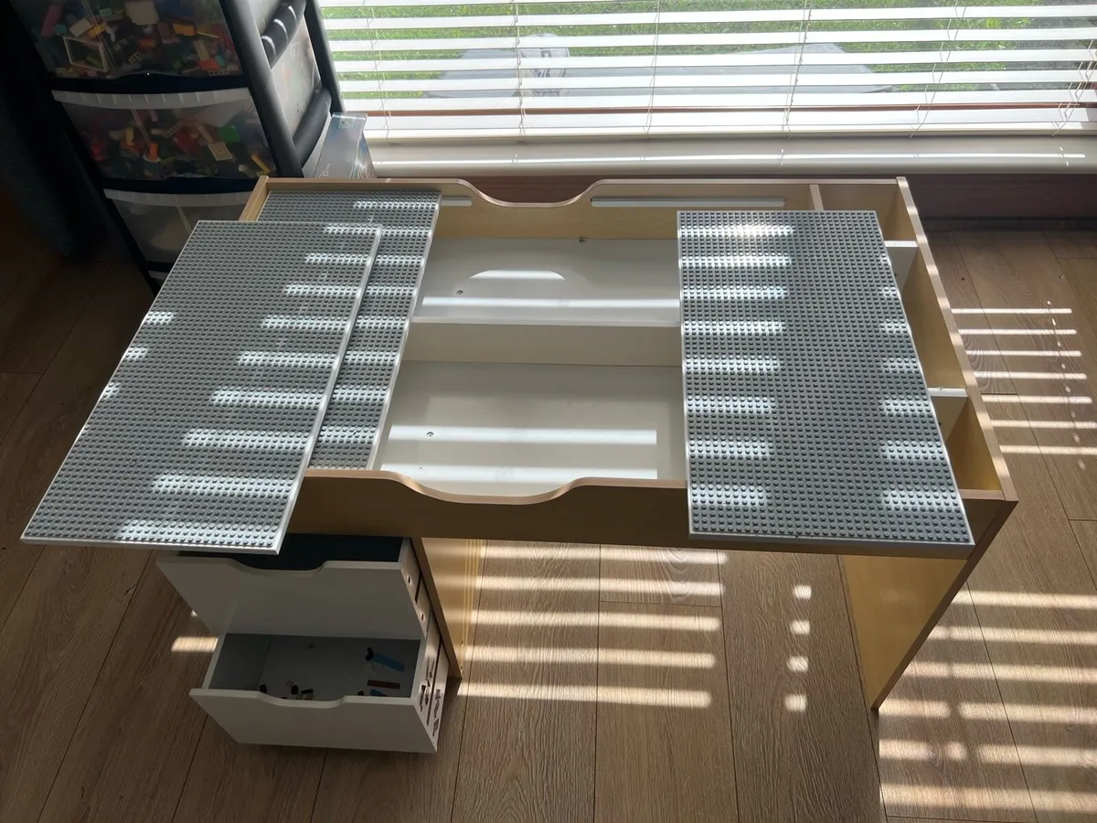 Lego table and packs - Image 2