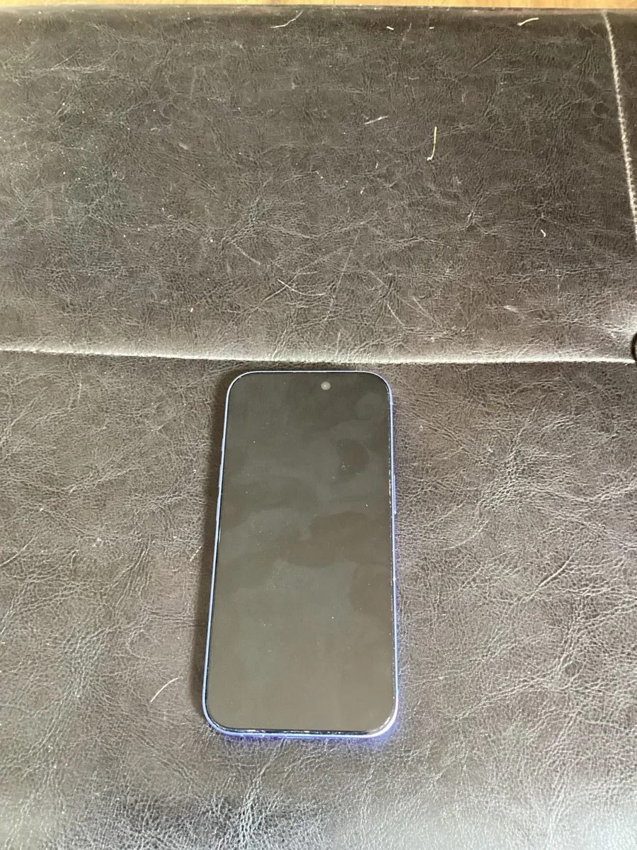 iPhone 16 128Gb - Image 1