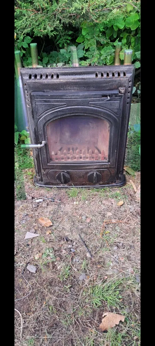 Insert stove - Image 1