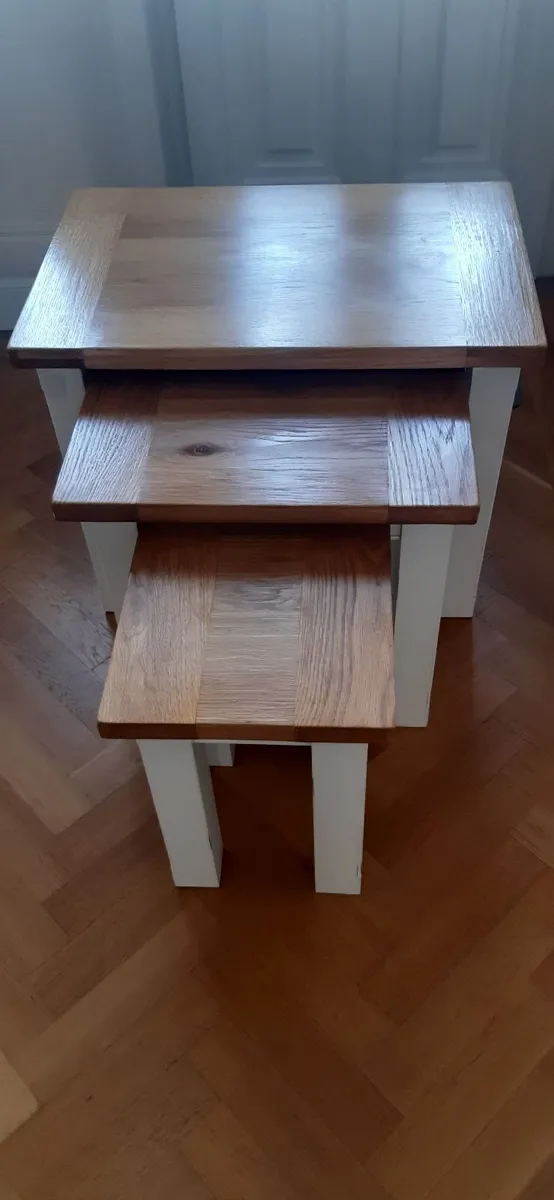 Nest of tables - Image 2