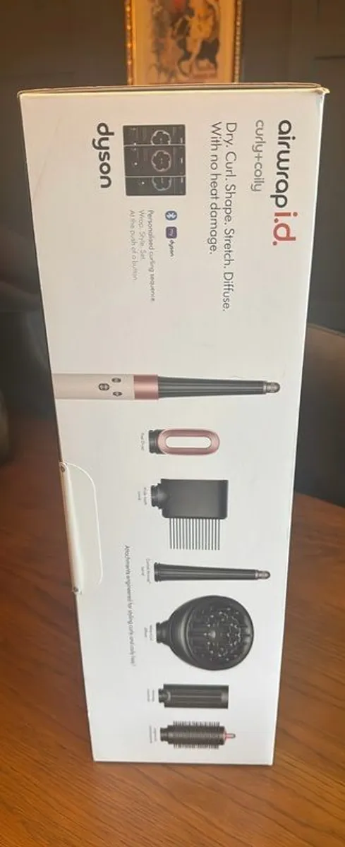 Dyson Airwrap i.d. Curly Coily Brand New Unopened - Image 3