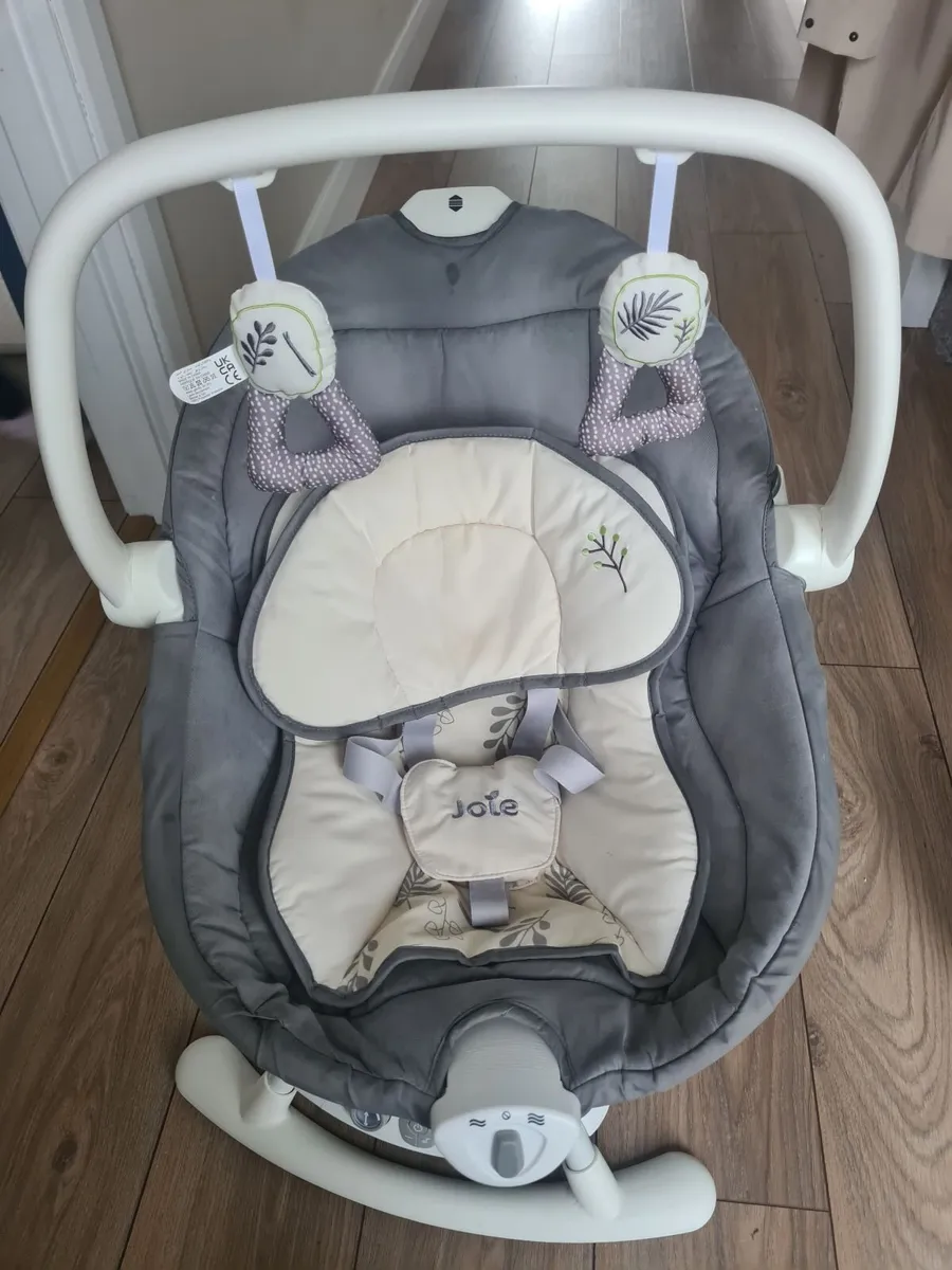 Joie emeri 2 in 1 baby swing and rocker. - Image 2