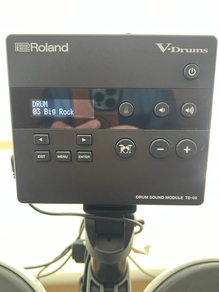 Roland TD-02 drum kit - Image 2